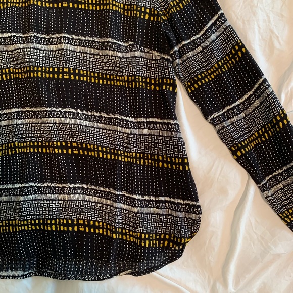 H&M blouse - Picture 2 of 5